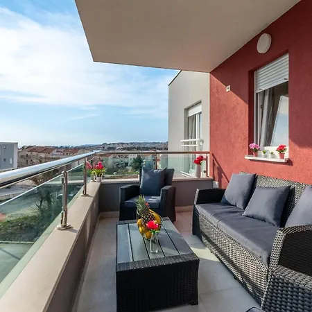 Urban With Private Pool Lejlighed