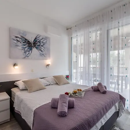 Urban With Private Pool Lejlighed