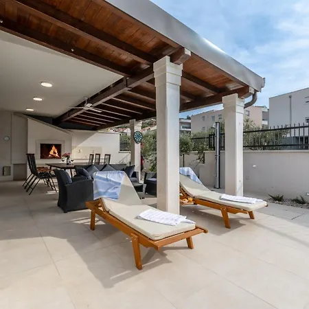 Lejlighed Urban With Private Pool *
